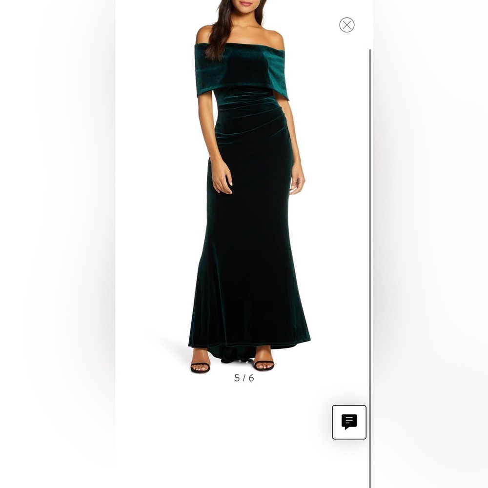 Vince Camuto Dark Green Off-Shoulder Maxi Dress